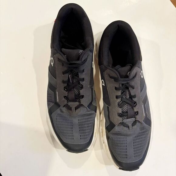 On Running Sneaker Cloudrunner Mens Size 10 Black $160.00 - Picture 2 of 7